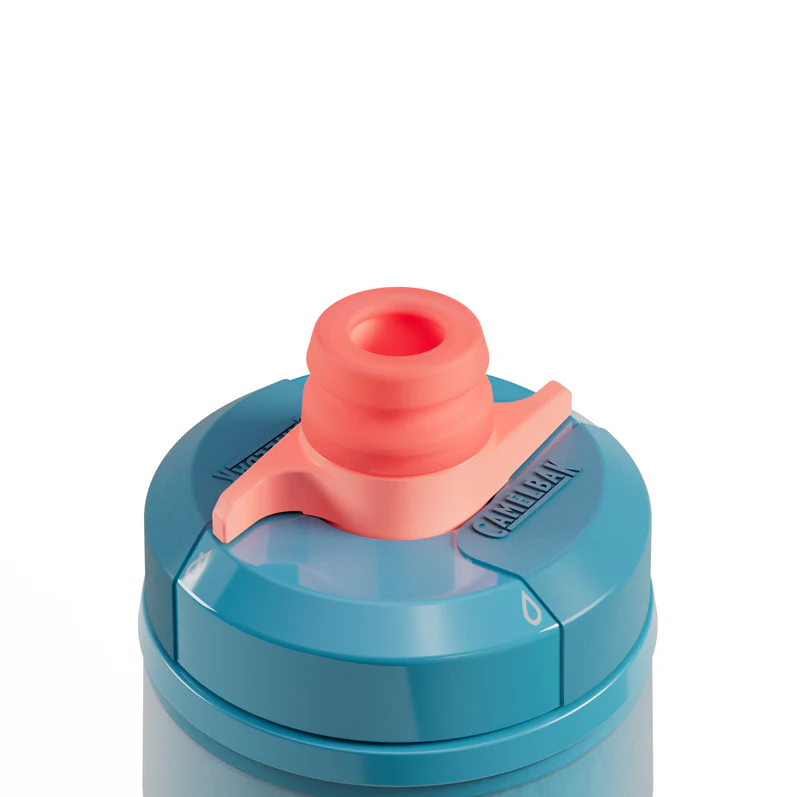 podium® chill™ 620ml bottleno matter the distance, staying hydrated while on the bike is key. designed to fit a variety of bottle cages on the market, along with an easy squeeze design to ensure more liquid with less effort, podium is equipped with a self sealing cap for less spills and splatters. the on / off valve provides a positive lock out for leak proof transport. podium offers best in class hydration so you can stay focused on the ride. podium® chill™ 620ml bottleno matter the distance, staying hydrated while on the bike is key. designed to fit a variety of bottle cages on the market, along with an easy squeeze design to ensure more liquid with less effort, podium is equipped with a self sealing cap for less spills and splatters. the on / off valve provides a positive lock out for leak proof transport. podium offers best in class hydration so you can stay focused on the ride.